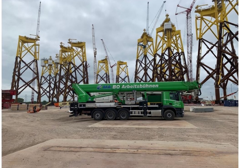 72m fundamenten windmolens uit zee Vlissingen apr mei 20191 2 v2