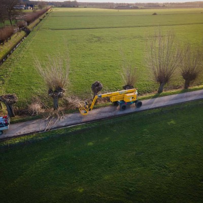 21m kniktelescoop bomensnoeien Zevenaar1