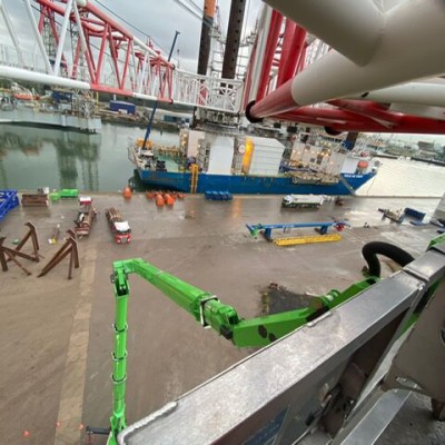 40m vrachtwagenhoogwerker insepectie kraan schip Vlissingen oktober 2021 5 v2