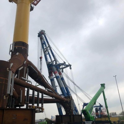 72m boorplatform Rotterdamse haven april 2020 8