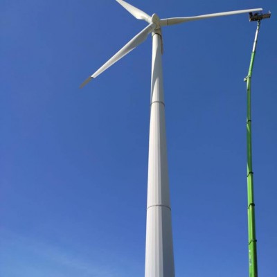 72m vrachtwagenhoogwerker montage windmolen Zeewolde juni 2021 15 v2
